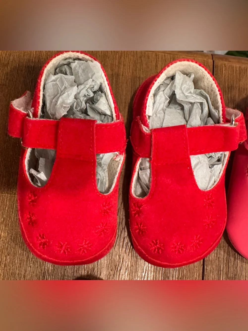 Gymboree, Old Navy etc... Lot of 5 pairs of baby shoes.
